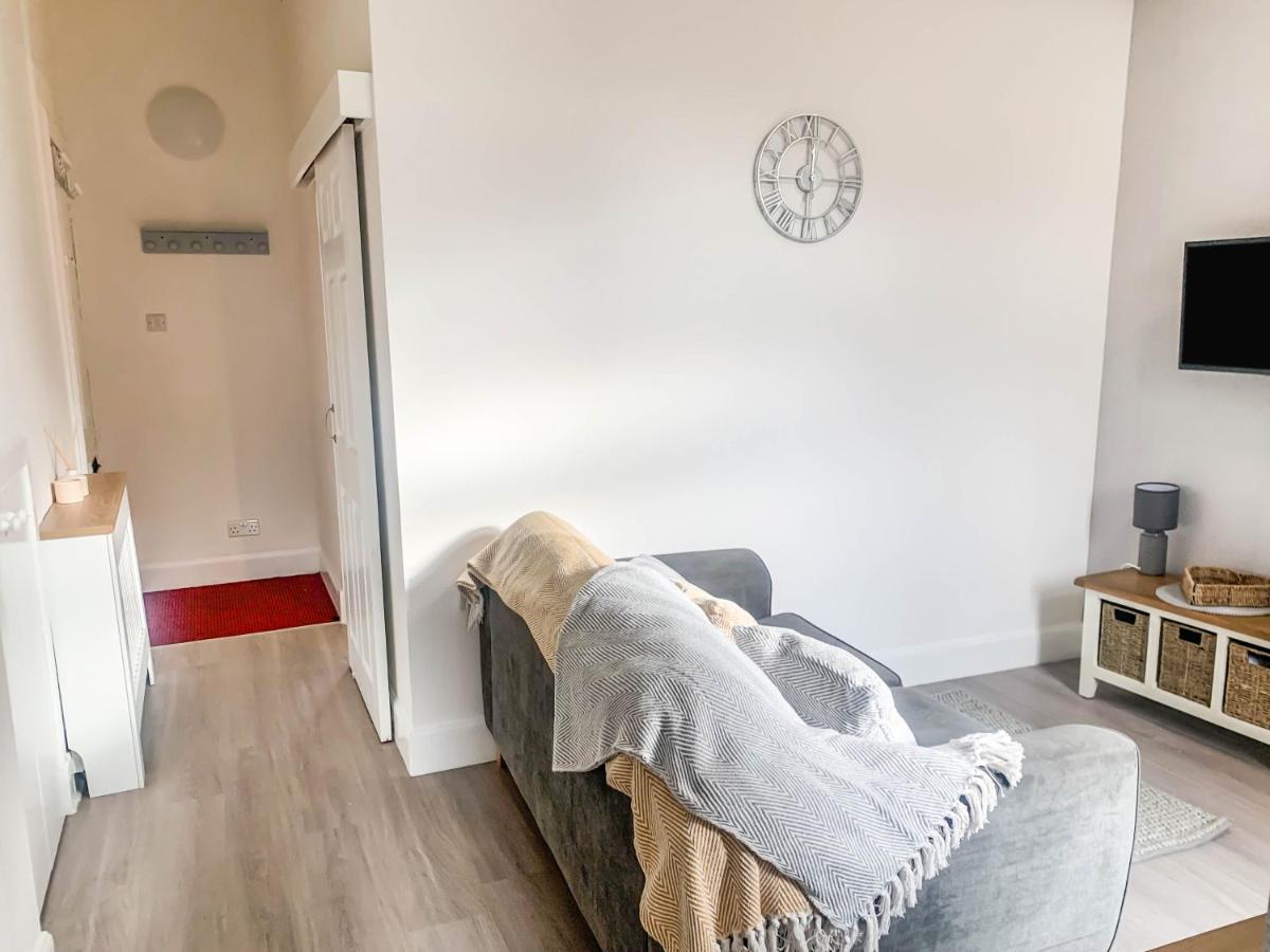 The Rosebery Retreat By The Castle 1-Bed Apartment إينفيرنيس المظهر الخارجي الصورة